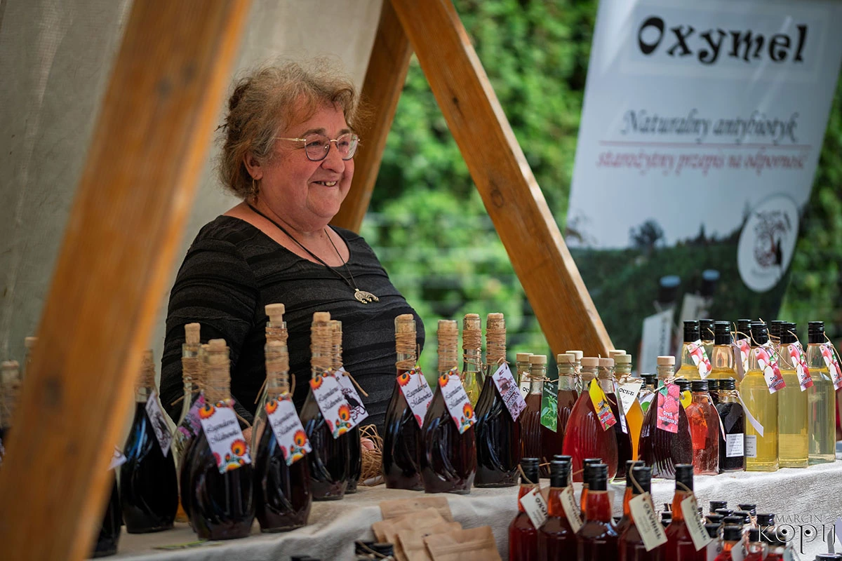 2025 III Festiwal Kwitnących Azalii i Rododendronów pod Europejskim Drzewem Roku 2025