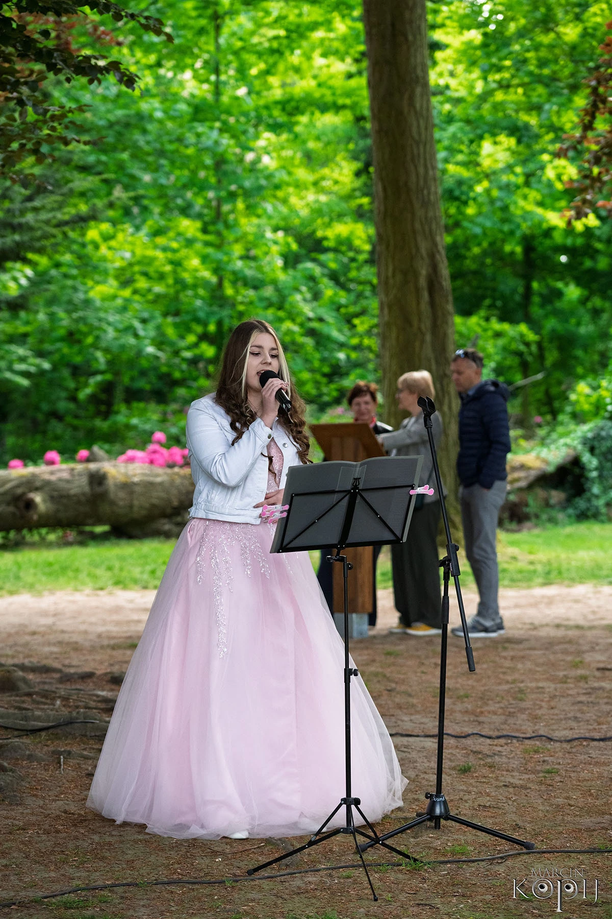 2025 III Festiwal Kwitnących Azalii i Rododendronów pod Europejskim Drzewem Roku 2025