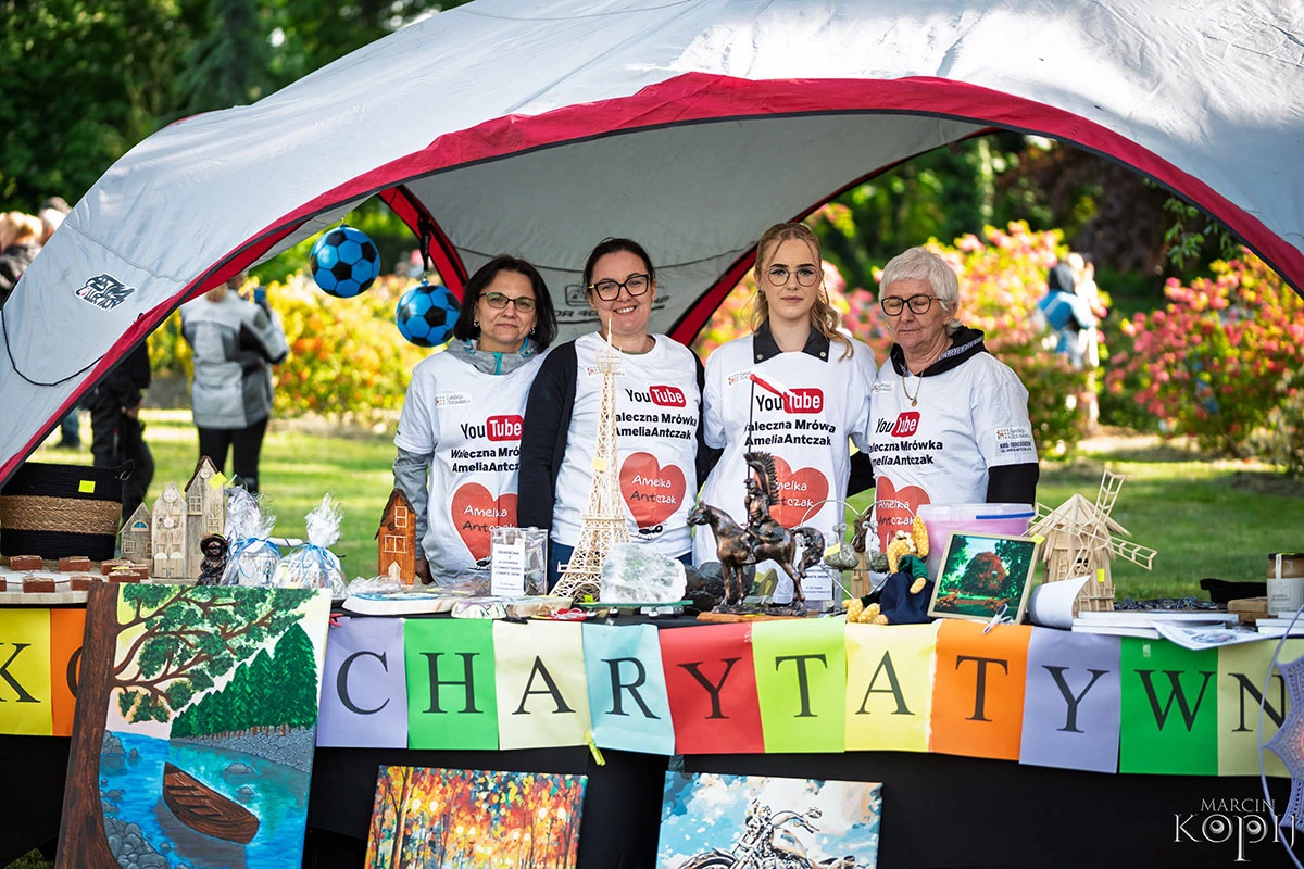 2025 III Festiwal Kwitnących Azalii i Rododendronów pod Europejskim Drzewem Roku 2025