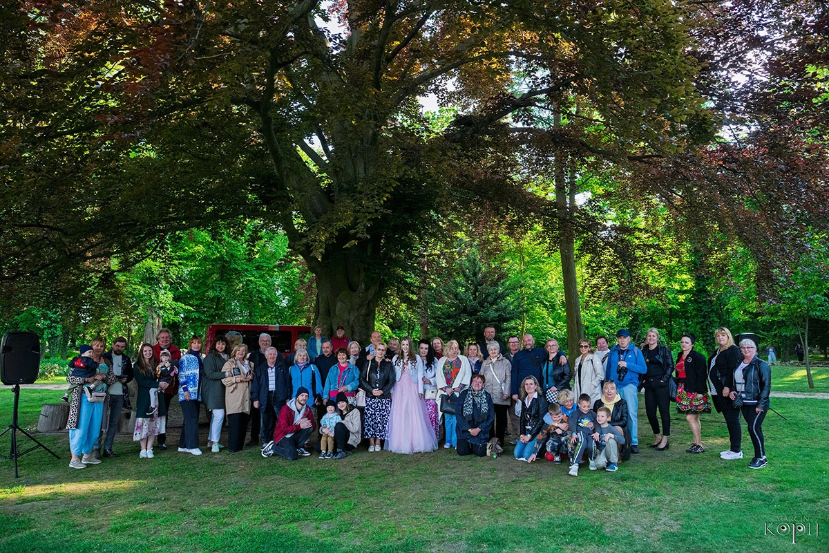 2025 III Festiwal Kwitnących Azalii i Rododendronów pod Europejskim Drzewem Roku 2025