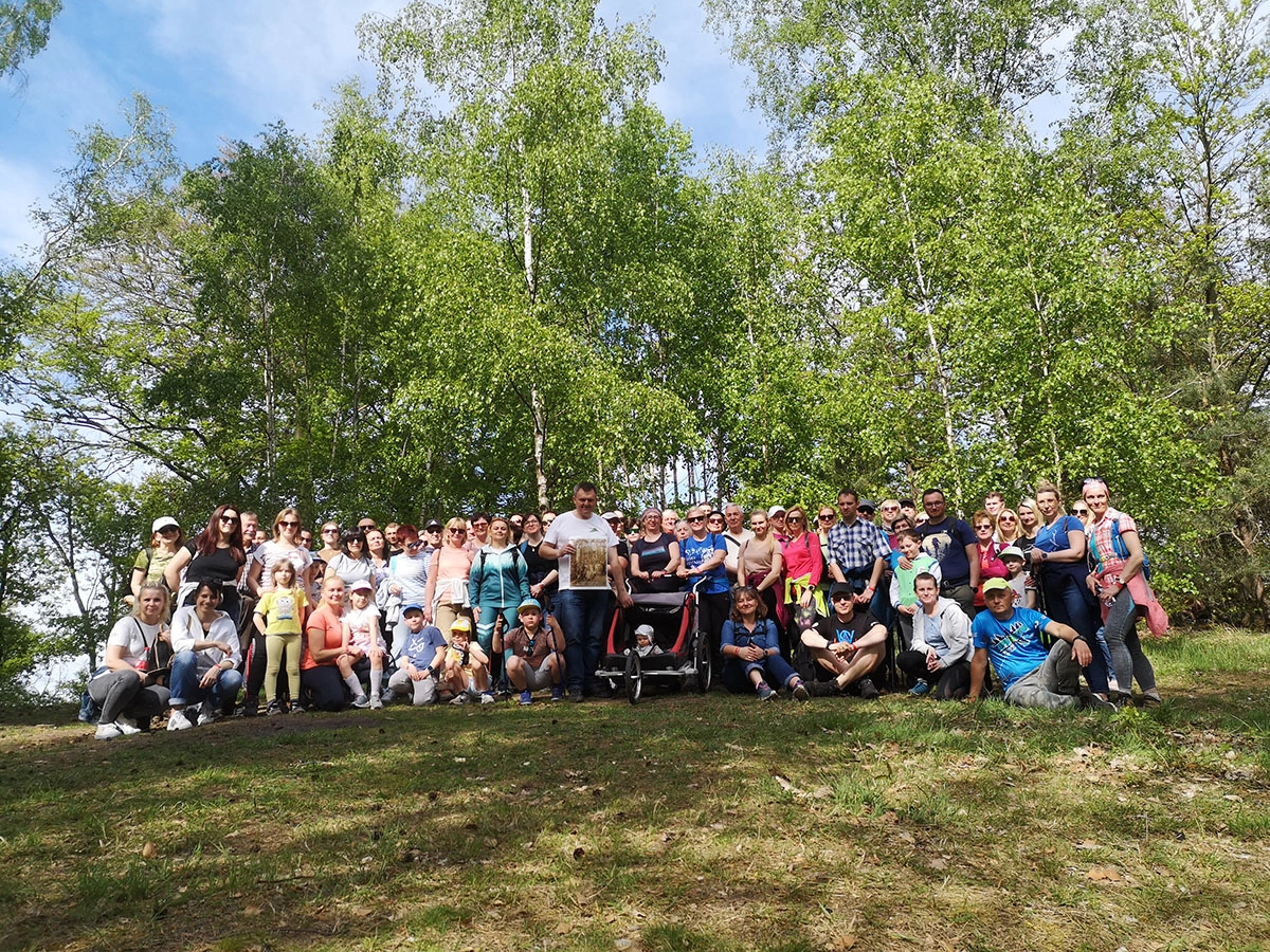 spacer z przewodnikiem po Wzgórzach Dalkowskich