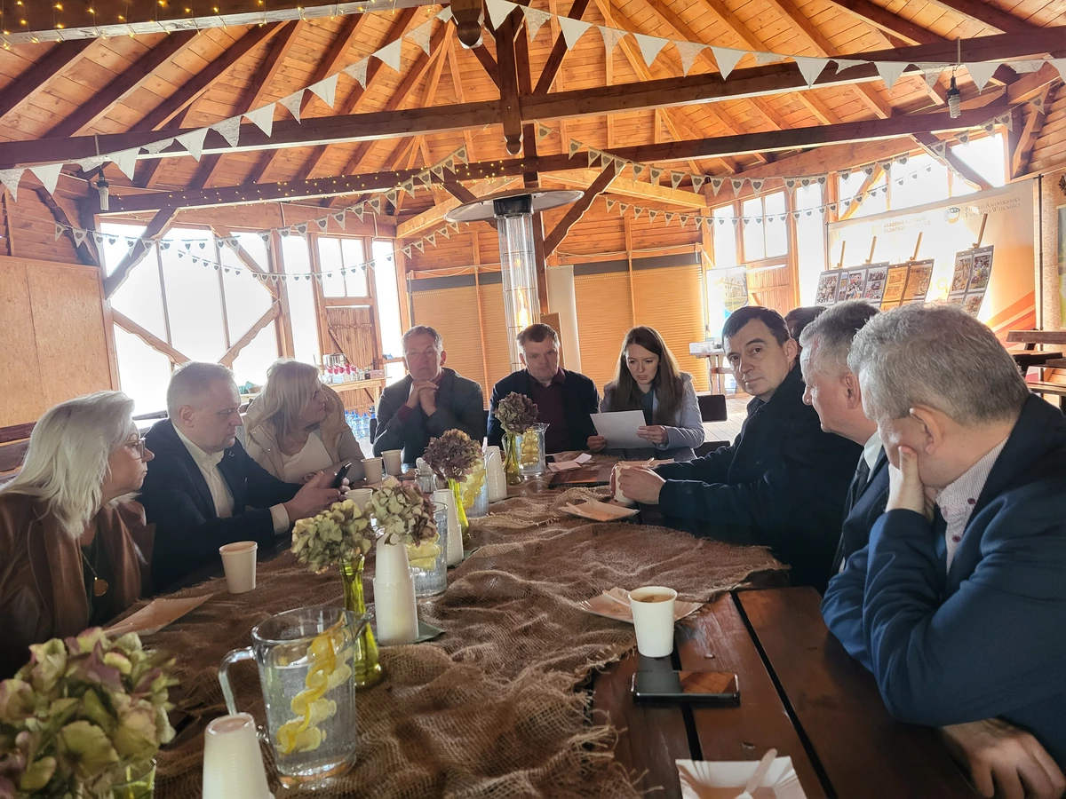 Wieża na Wzgórzach Dalkowskich spotkanie organizacyjne 