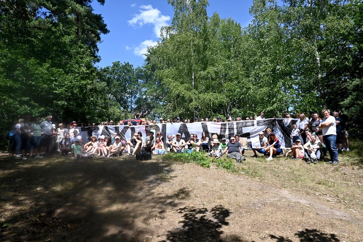 Tak dla Wieży na Wzgórzach Dalkowskich