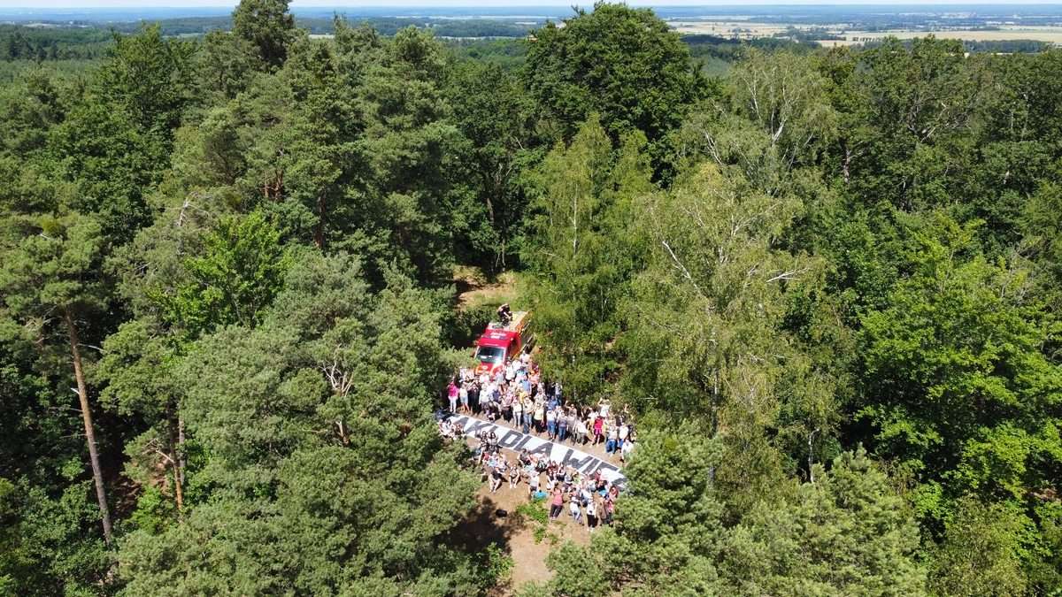 Tak dla Wieży na Wzgórzach Dalkowskich