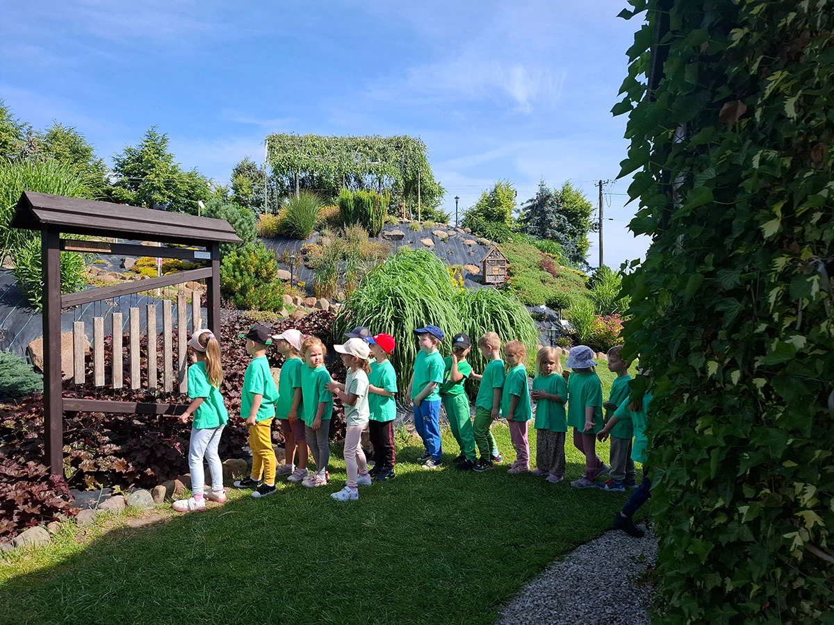 Atrakcje w trakcie wycieczek zorganizowanych do Centrum Hortiterapii-Ogrodów Zmysłów na Wzgórzach Dalkowskich