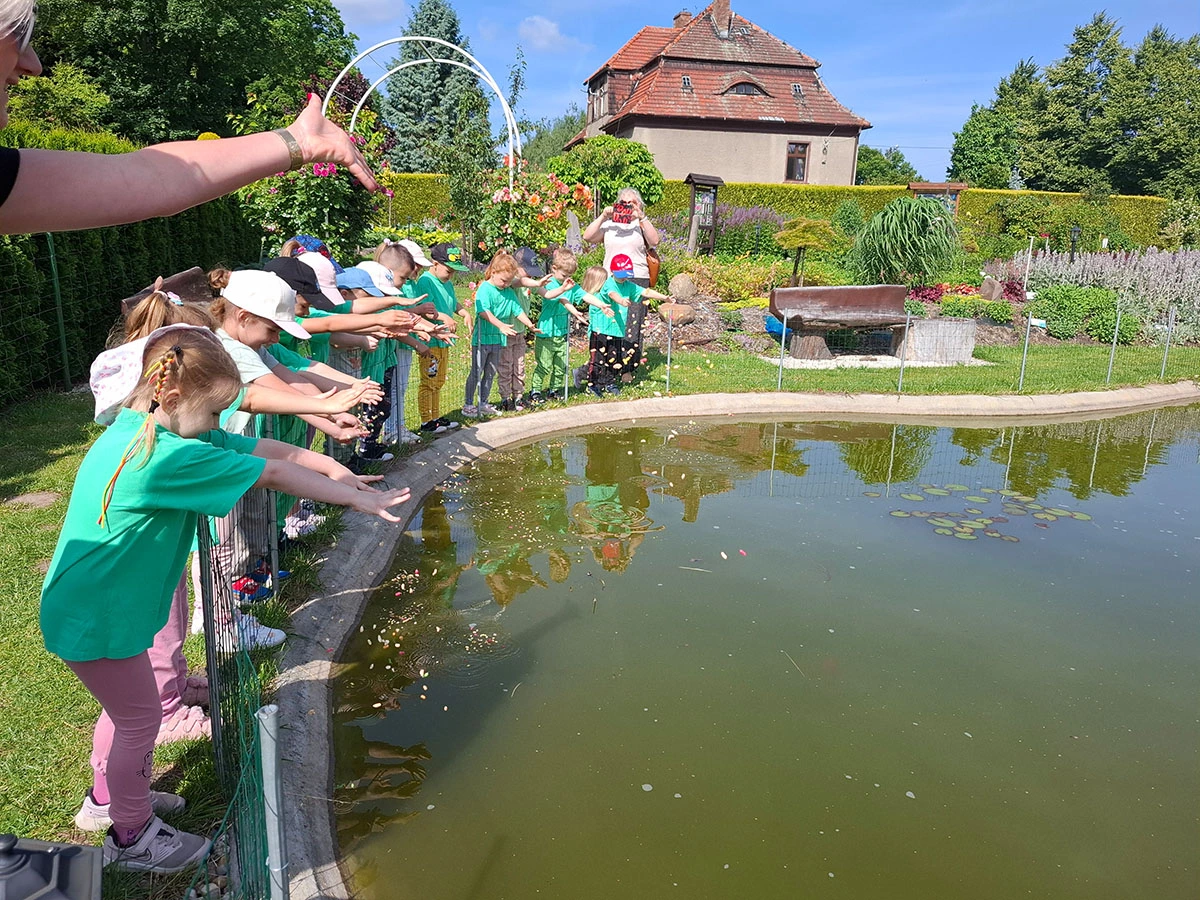 Atrakcje w trakcie wycieczek zorganizowanych do Centrum Hortiterapii-Ogrodów Zmysłów na Wzgórzach Dalkowskich