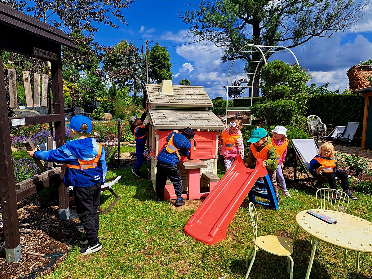 Atrakcje w trakcie wycieczek zorganizowanych do Centrum Hortiterapii-Ogrodów Zmysłów na Wzgórzach Dalkowskich