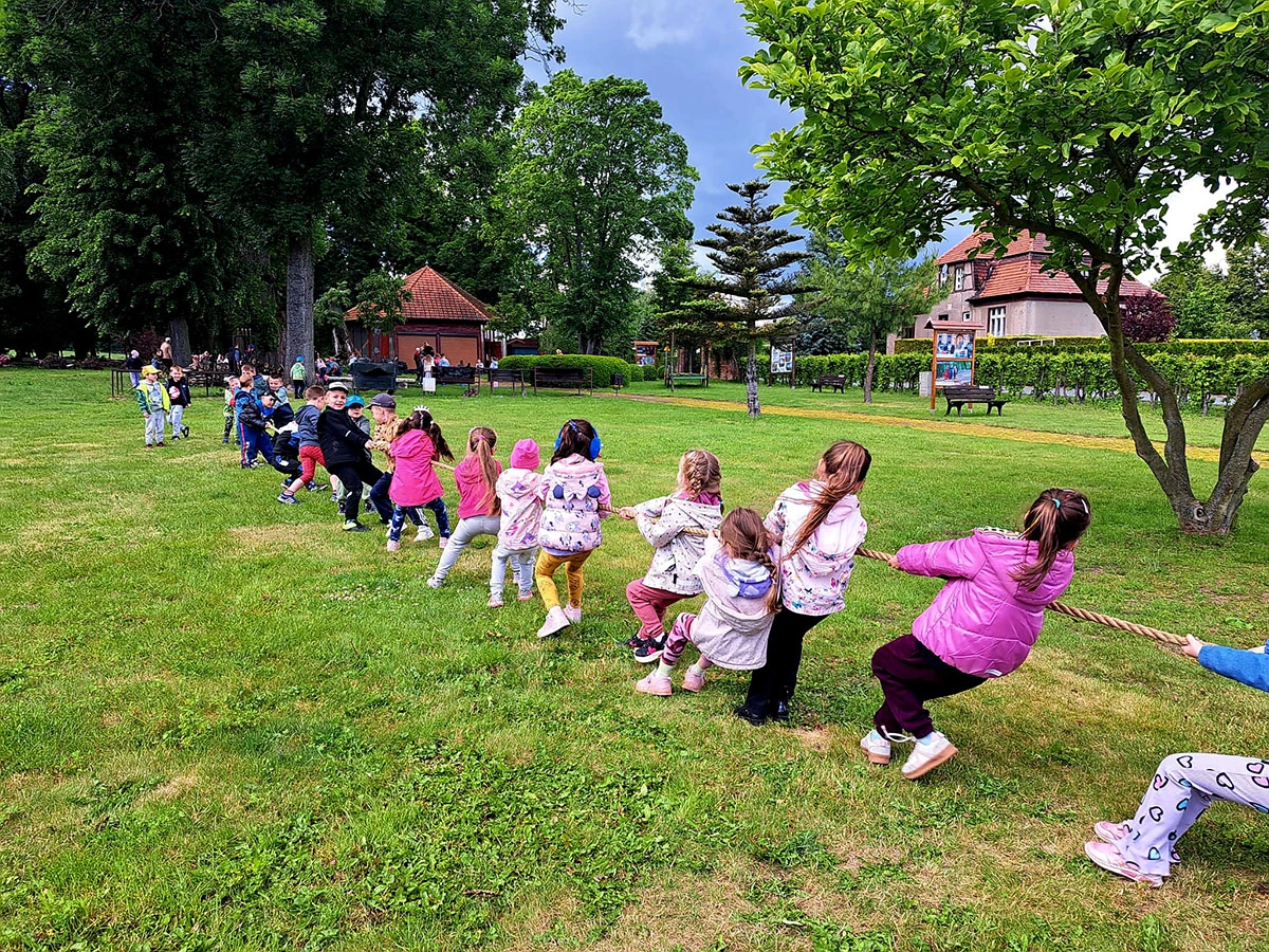 Atrakcje w trakcie wycieczek zorganizowanych do Centrum Hortiterapii-Ogrodów Zmysłów na Wzgórzach Dalkowskich